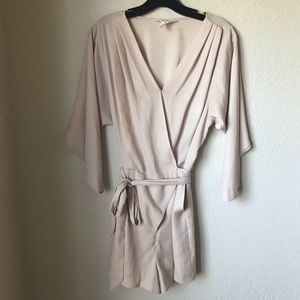 BCBG cream romper size 4